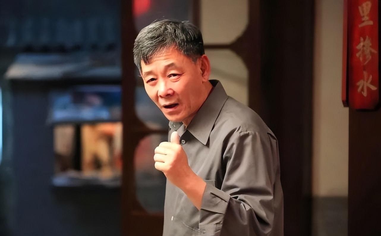 李光复:历经坎坷终成国家一级演员,培养优秀儿子,住亿万四合院 李光复