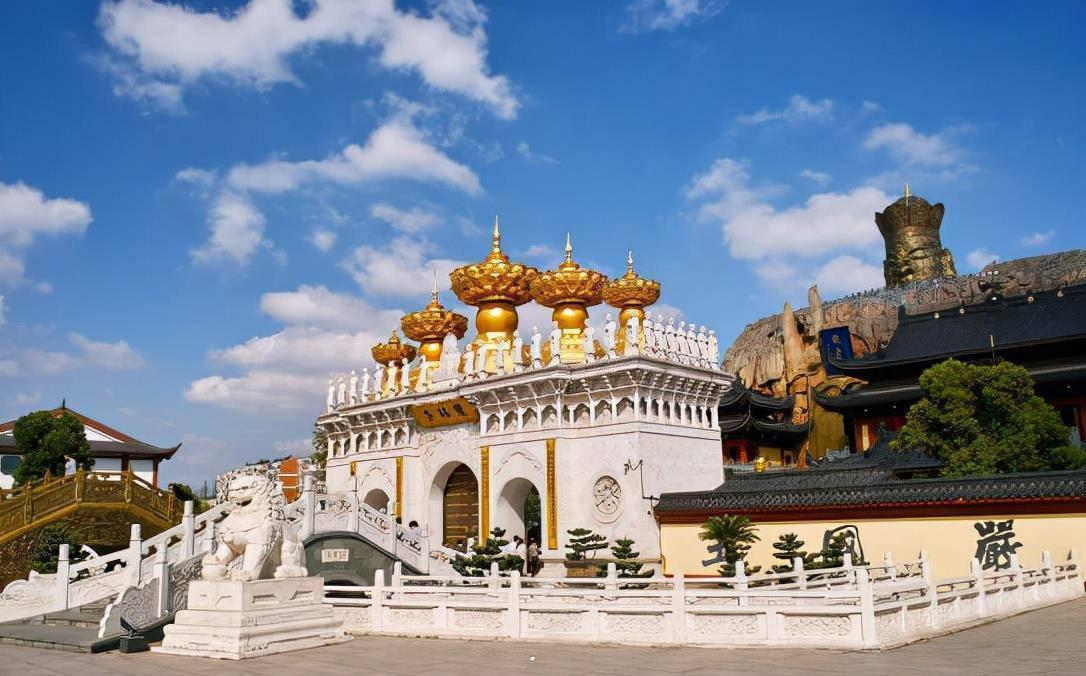 东林寺:千年古刹,净土宗的摇篮 庐山西麓,隐藏着一片净土——东林寺.