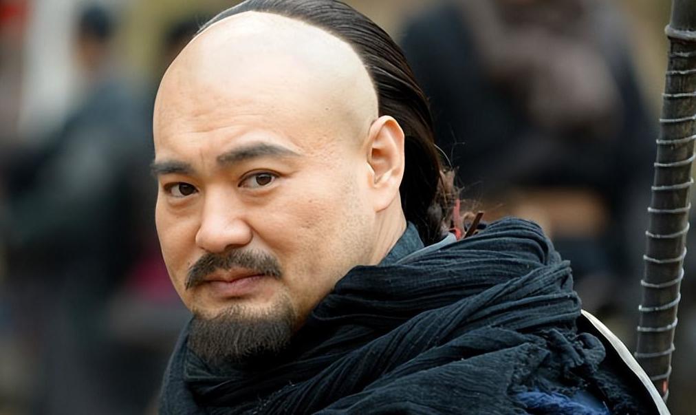 康凯:演技的成长之路 康凯作为一个备受批评的演员,经历了许多困难和