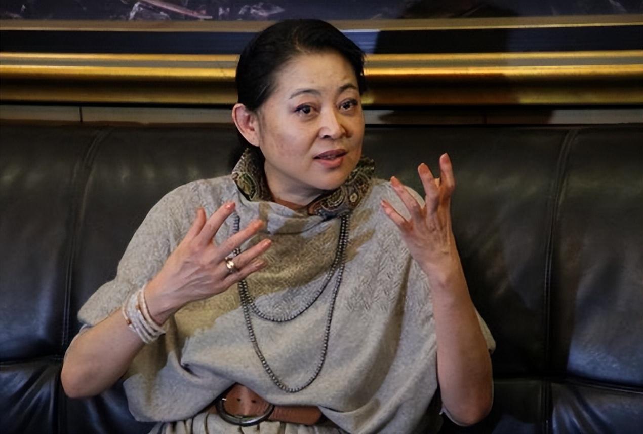 倪萍的10字箴言:给小保姆陈倩的人生指引 之前,知名配音演员陈倩在