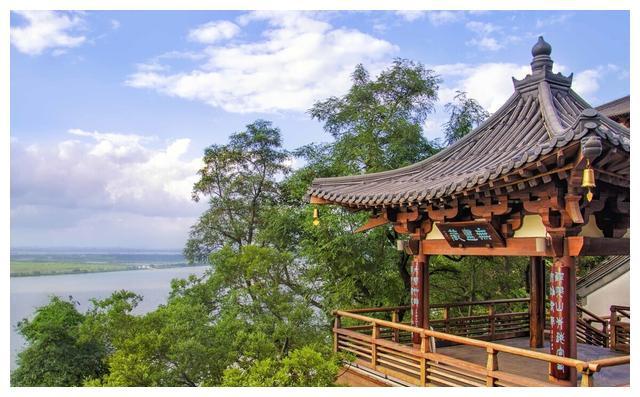 北固山:天下第一江山 北固山,位于江苏镇江,距离南京仅90公里.