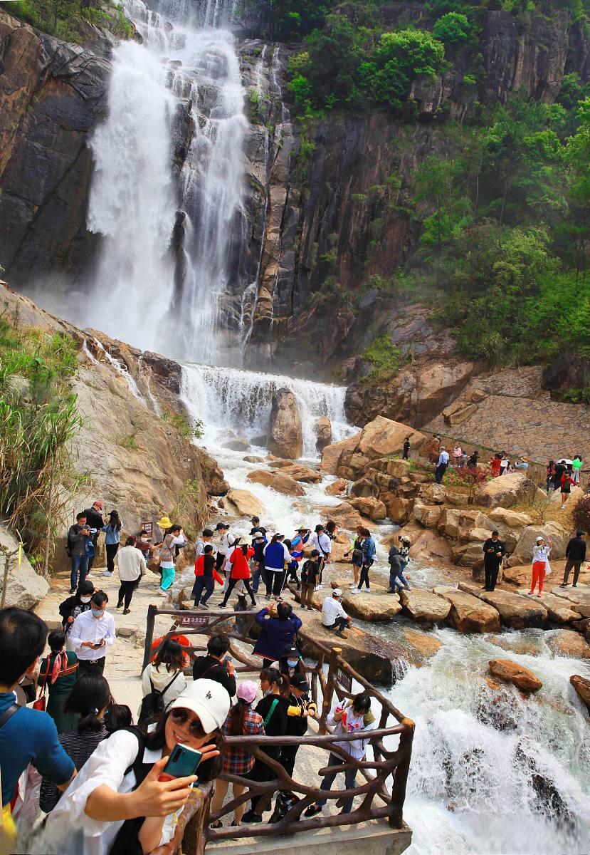 宝泉风景区:美丽与文化的交织之旅 宝泉风景区,这个位于河南省新乡市