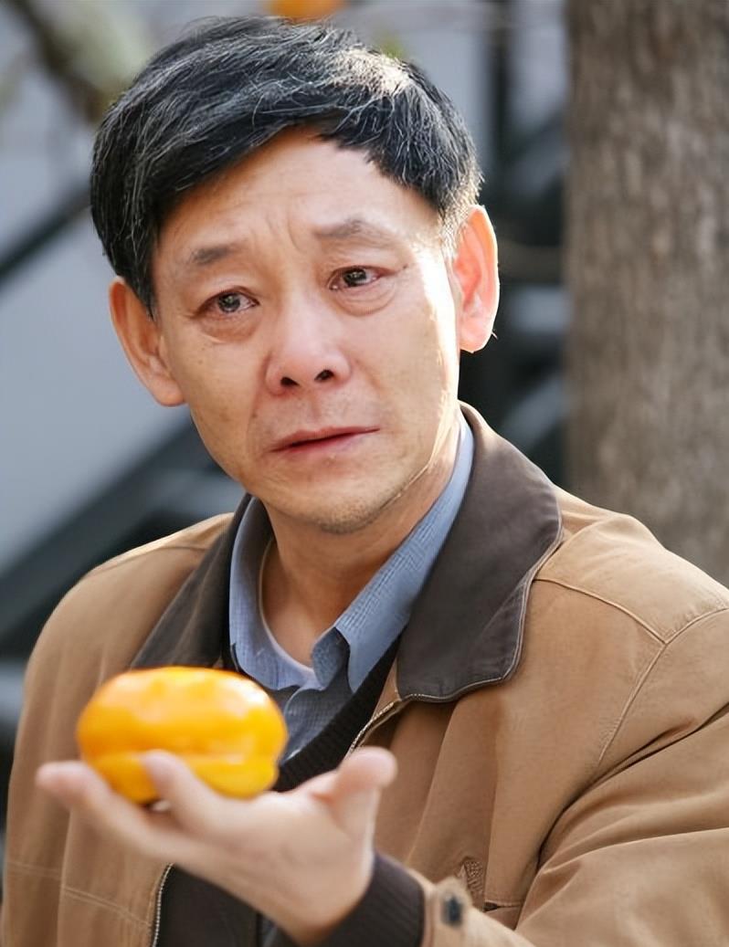 逆境中崛起:李光复的奋斗人生 国家一级演员李光复,小时候家境富足