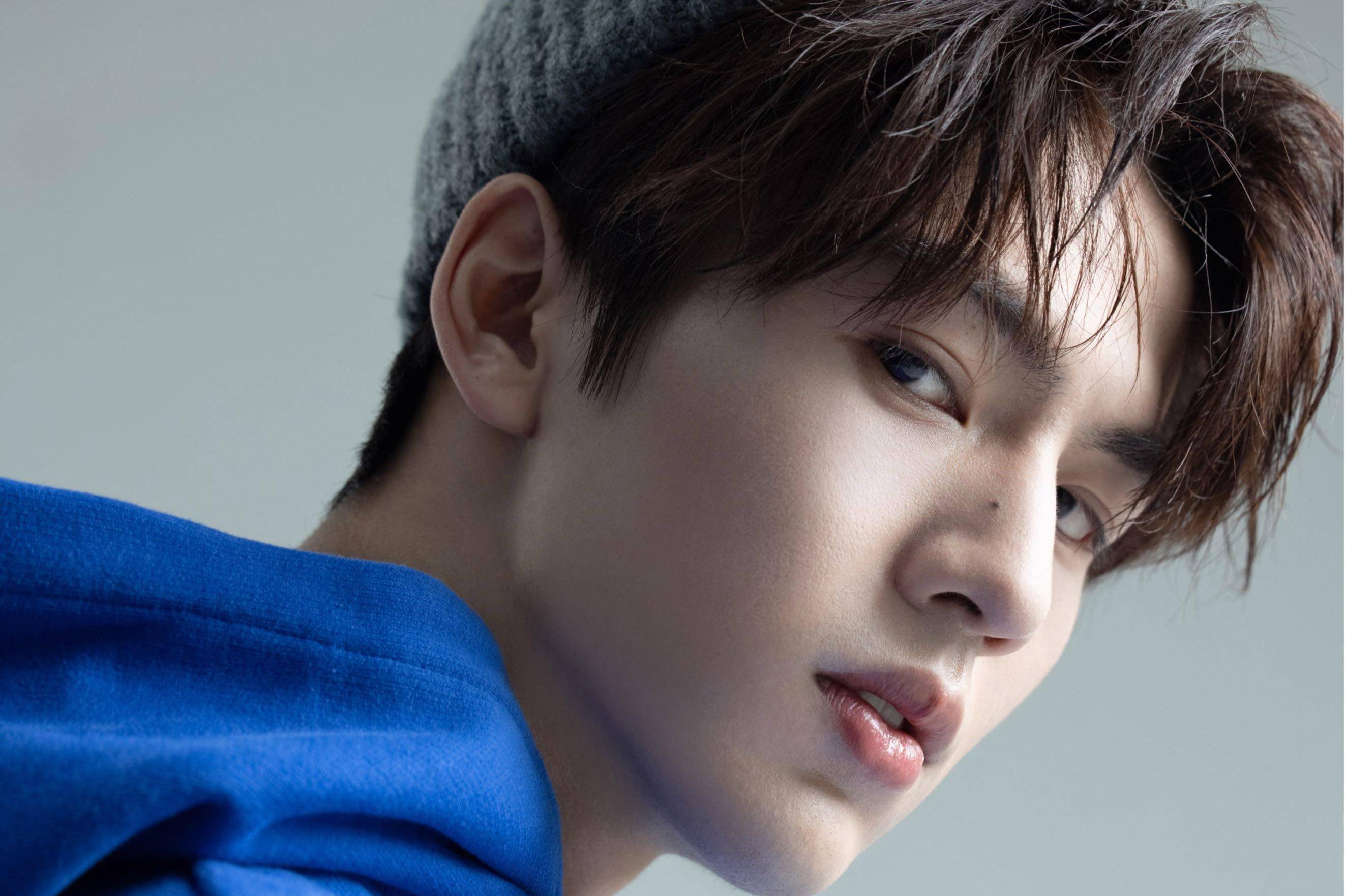 吸粉待播作品备受期待 张凌赫,一位在娱乐圈中逐渐崭露头角的年轻演员