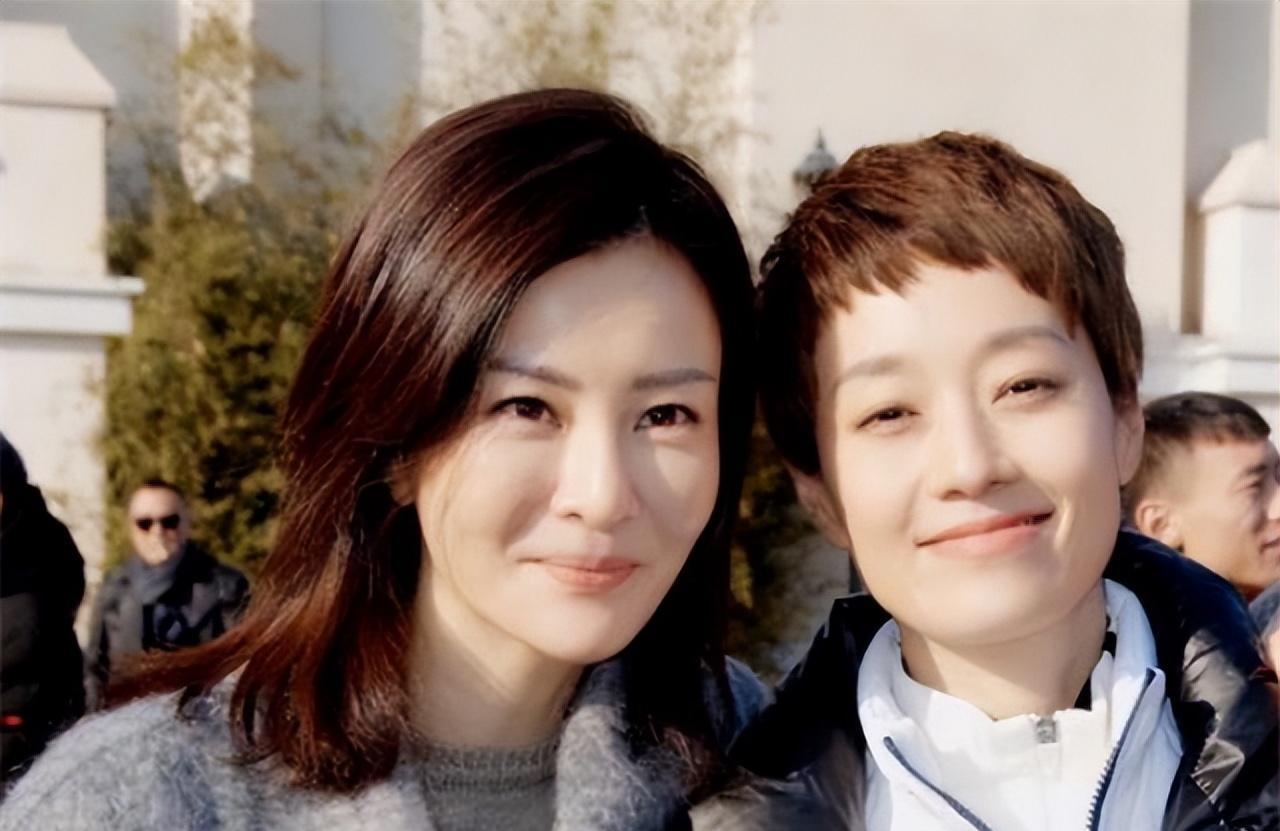 刘孜与杨泓的爱情故事 刘孜是一名演员,还身兼家居设计事业,展现了