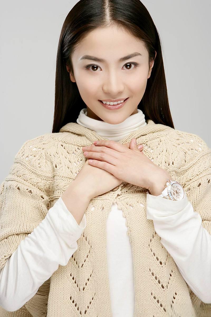 贡米退出娱乐圈背后:是唱功不足,压力过大还是对现状失望?