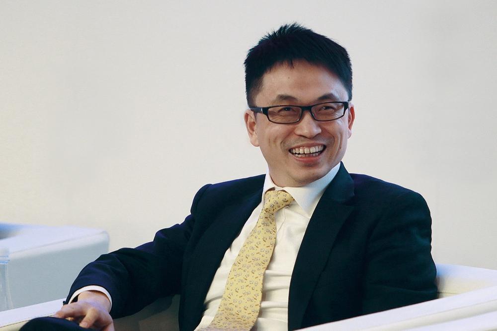 张磊,顶级投资人,通过投资腾讯,京东等企业获得巨大成功.