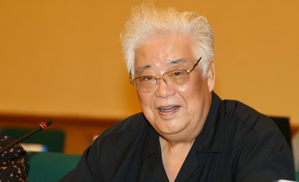 中国男人形象:孙道临与赵丹 孙道临和赵丹是中国电影历史上的两位巨星