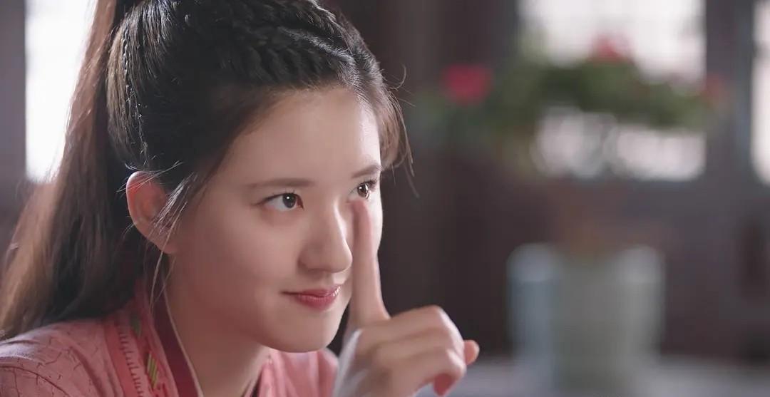 赵露思:偶像剧女王 赵露思是一位演艺道路上首次有分量的角色,她从网