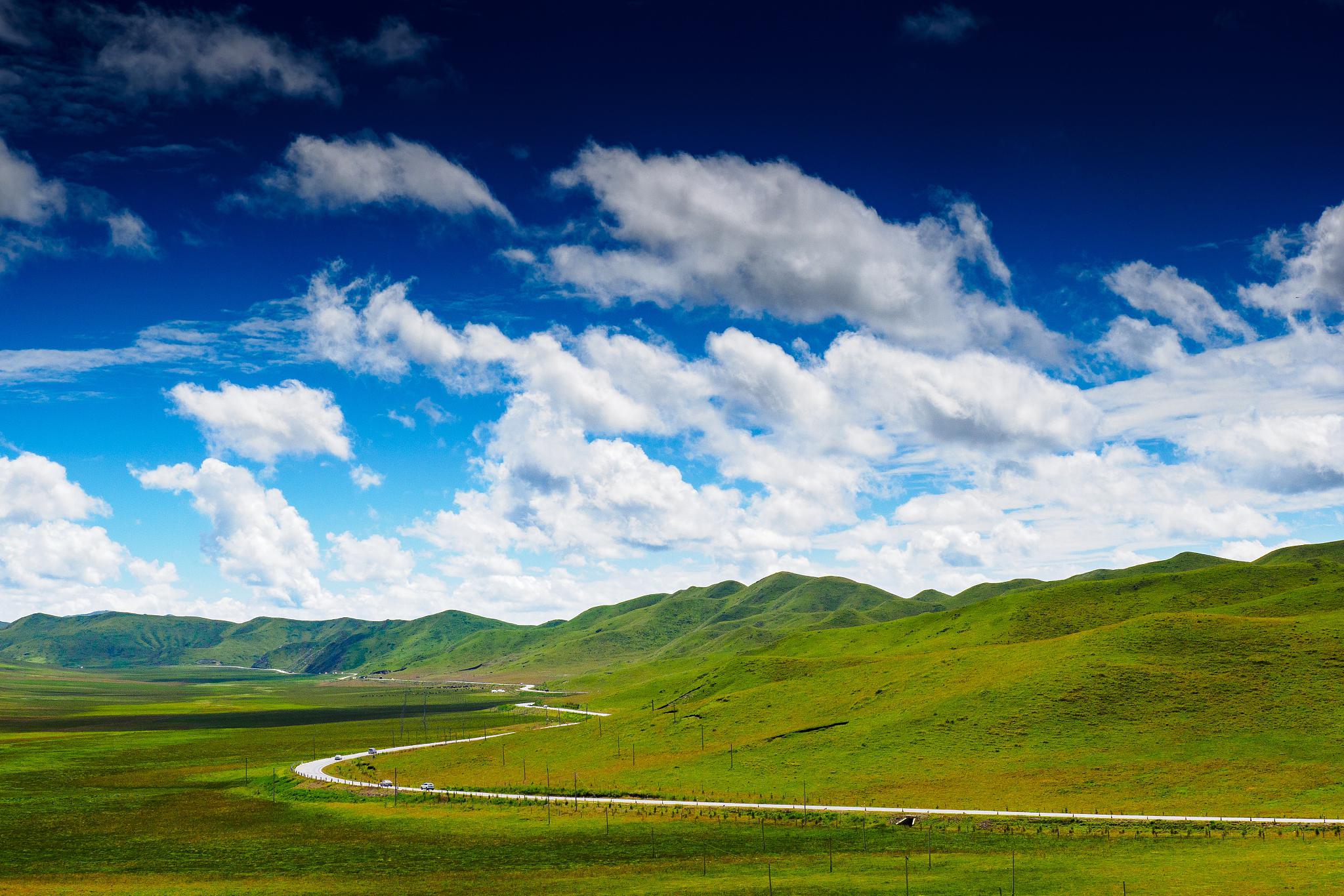 红原大草原:探索自然与文化的宝藏之地 红原大草原是一块深藏在心中的