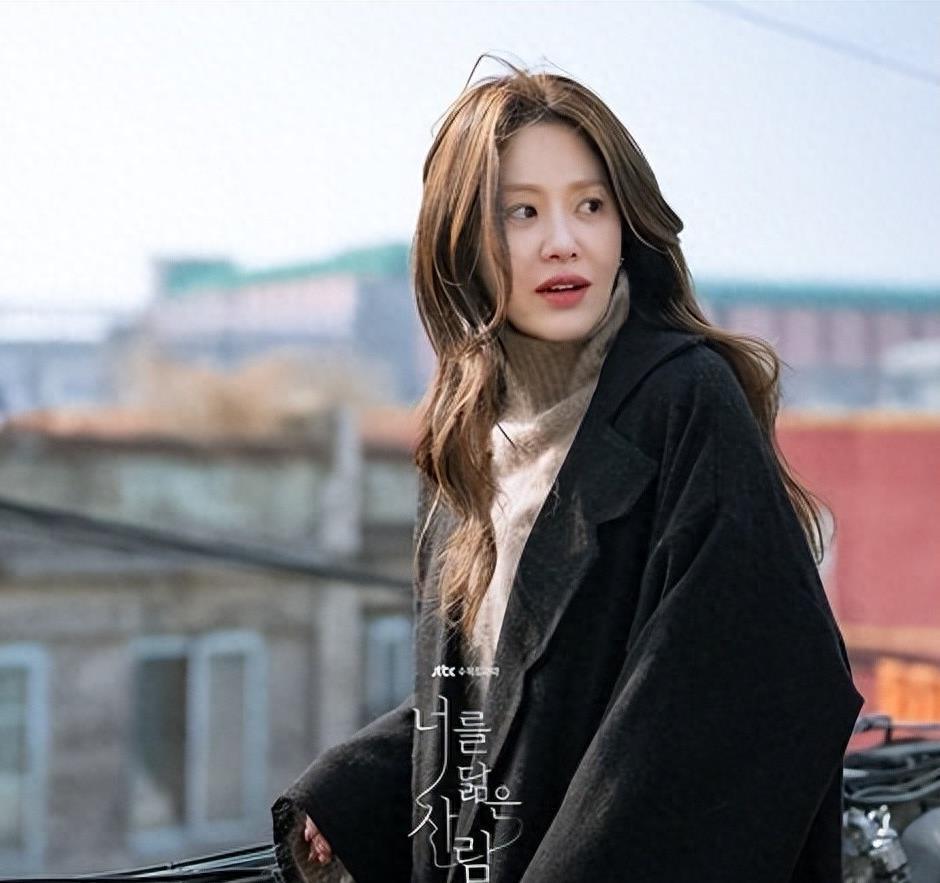 高贤贞:从豪门贵妇到演艺巅峰的华丽转身 前段时间,备受瞩目的韩剧