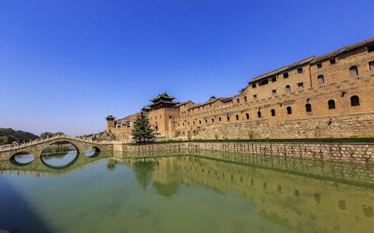 孝义市在经济总量与增速,城市发展,发展前景等方面取得了长足的进步