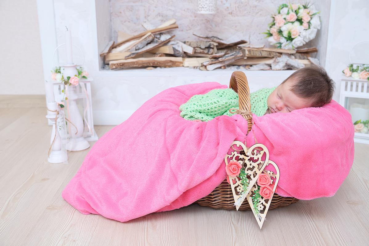 新生儿抱被:宝宝舒适度的守护者 新生儿抱被,不仅是宝宝日常生活的