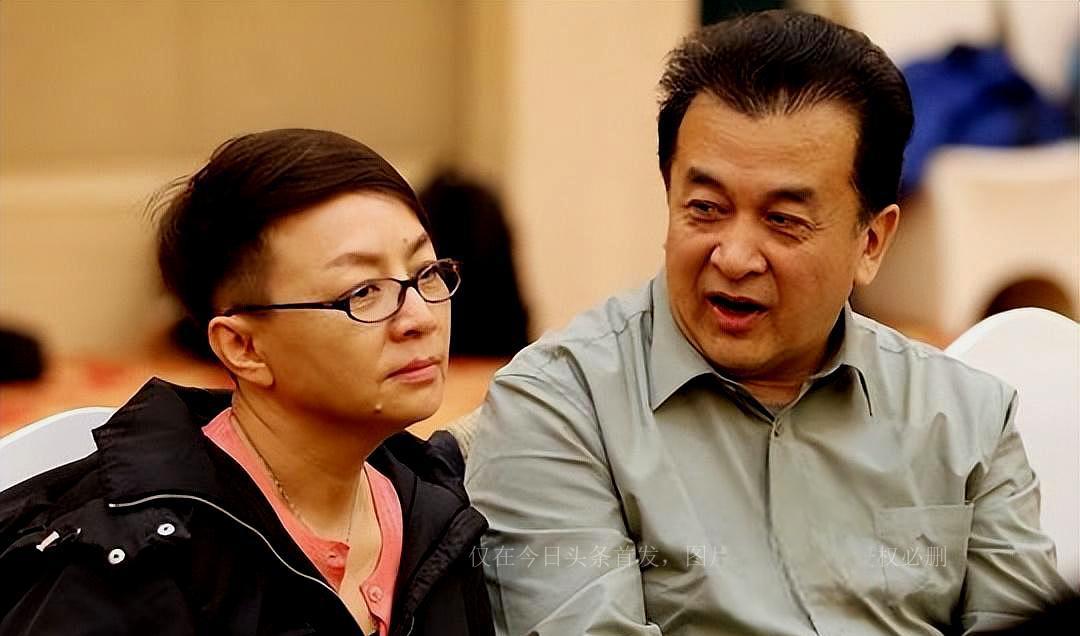 黄宏和宋丹丹的小品分歧 黄宏和宋丹丹的分道扬镳是因为在小品创作