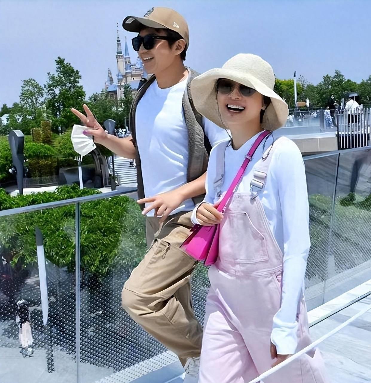 邓超偷拍老婆练拳击,孙俪拳拳到位:二人家庭的幸福点滴 邓超与孙俪