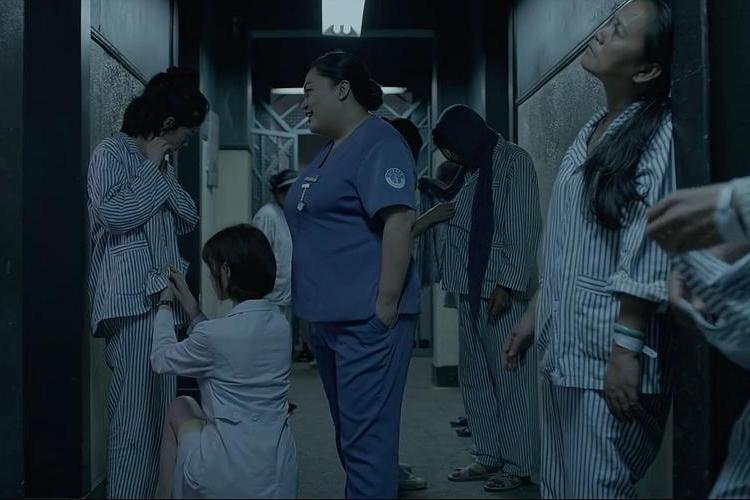 人性,自由,真相的探索 《疯人院》是一部以精神疾病为题材的电视剧