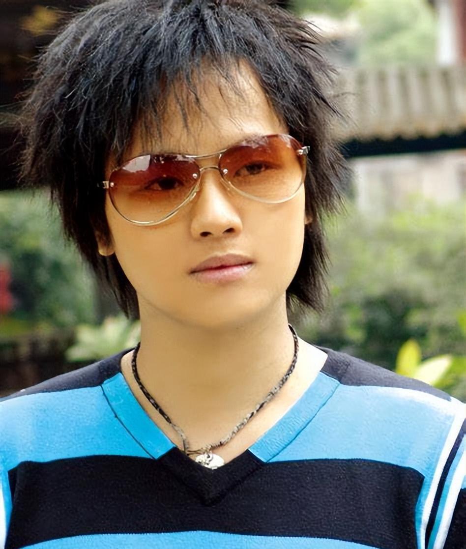 郑源:情歌王子的音乐之路 郑源,情歌王子,23岁凭一首歌轻松赚得2亿,29