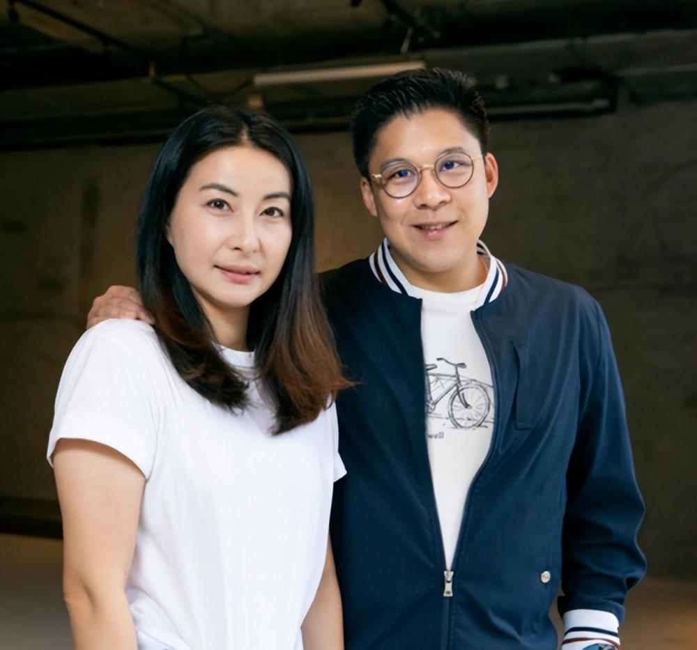 霍启刚和郭晶晶的爱情故事 郭晶晶和田亮的恋情走到了尽头,霍启刚的