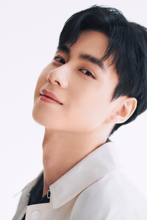 胡一天30岁生日,告别"小伙子" 胡一天30岁生日,感谢粉丝,告别"小伙子"