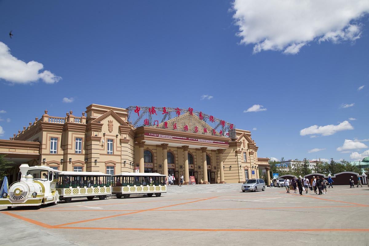 克拉玛依市:大美新疆的璀璨明珠 克拉玛依市,这座位于新疆北部的城市