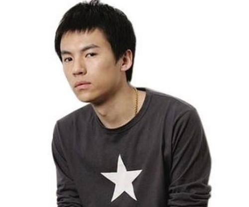 王烁的继母:从还珠到直播带货 王艳,京城四少爷王烁的继母,因为《还珠