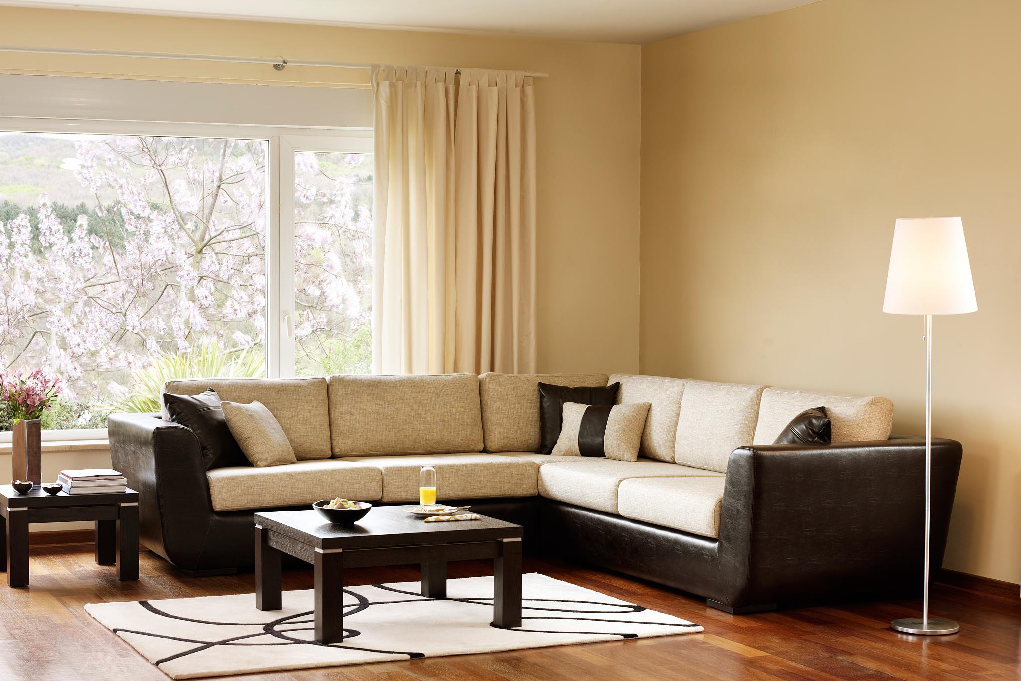 打造优雅舒适的客厅:7字型沙发是关键 客厅是家庭生活的重要场所,如何