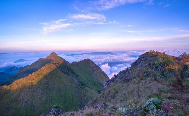 湘鄂赣之香格里拉——幕阜山,尽享四季美景 幕阜山,位于湖南岳阳市