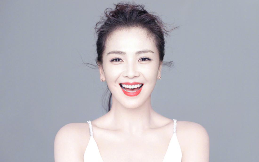 娱乐圈最干净10位女明星:品格与才华的典范 在娱乐圈这个充满诱惑和