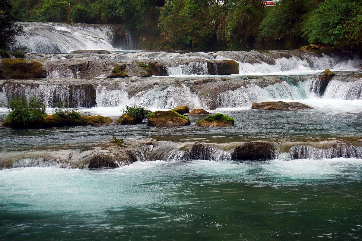 自然奇观与人文历史的完美融合 小七孔风景区位于贵州省黔南布依族