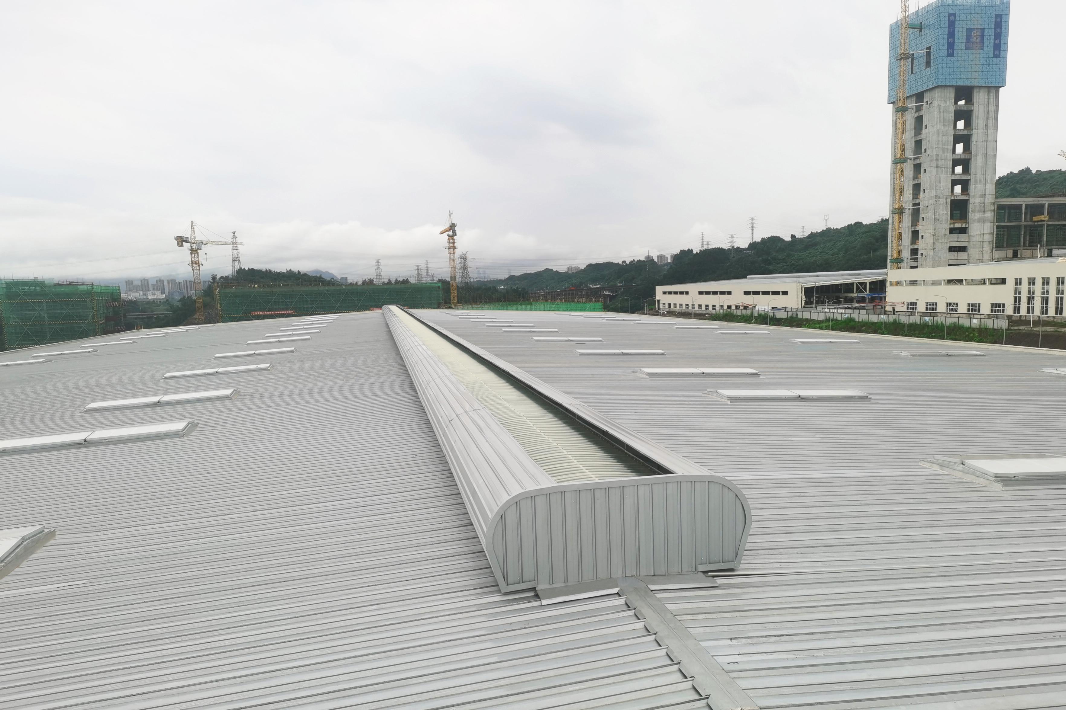 厂房通风天窗:您的厂房完美呼吸伙伴 厂房通风天窗,不仅是通风,采光