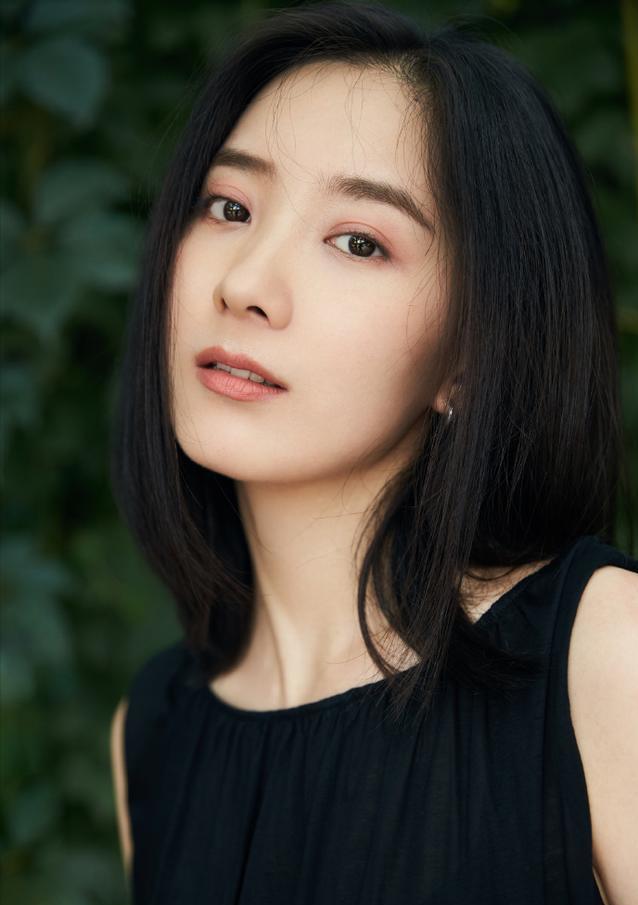 朱颜曼滋:从"洛枳"到《前任4》,90后小花中的演技扛把子 作为今年国庆