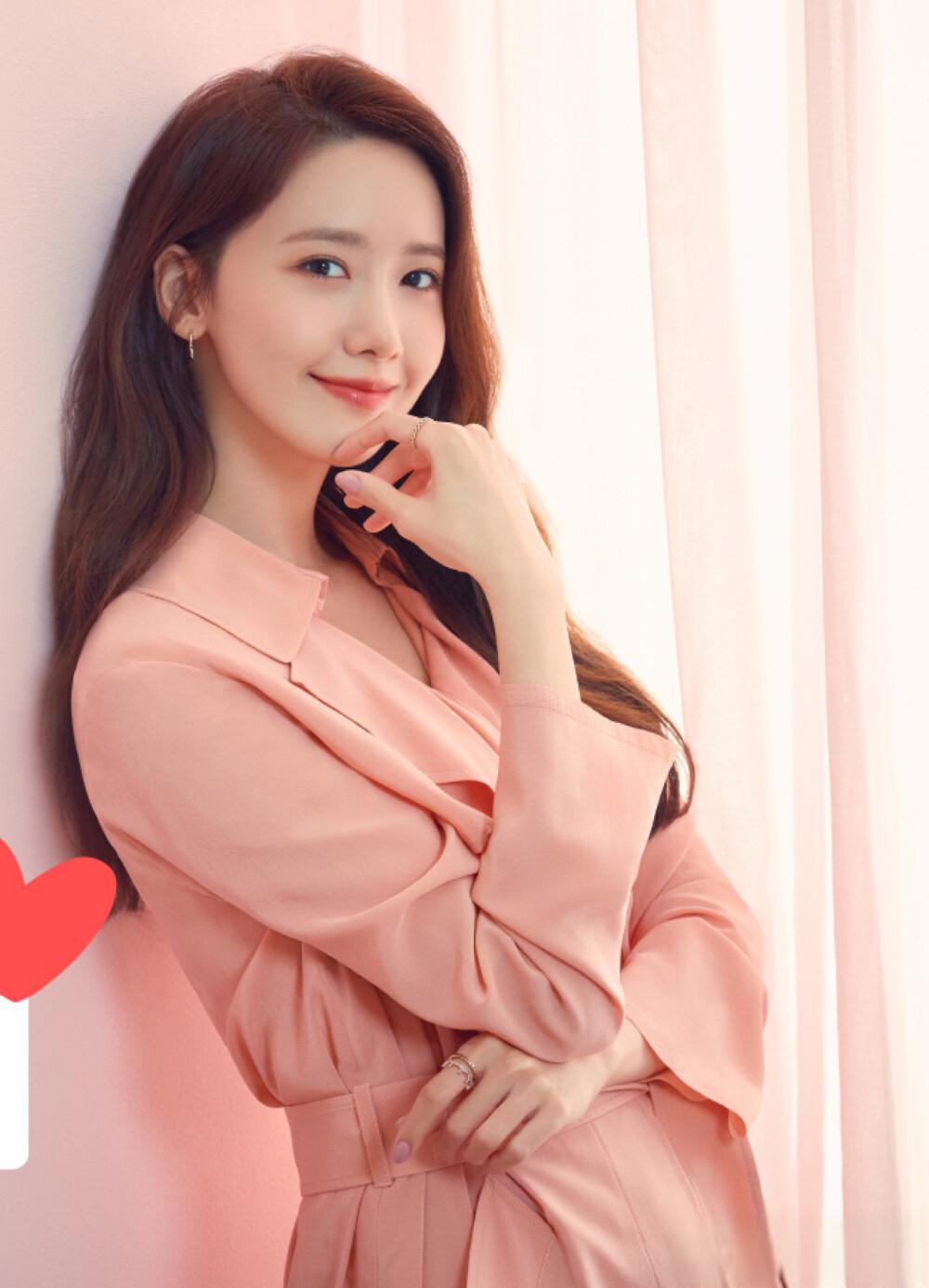 林允儿续约sm:17年深厚合作再启新篇章 sm娱乐公司与林允儿续签合约