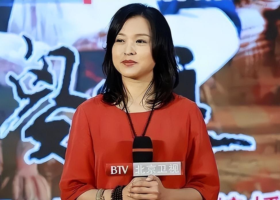 魏小军:从大红大紫到销声匿迹,如今以新身份惊艳众人 魏小军,这个名字