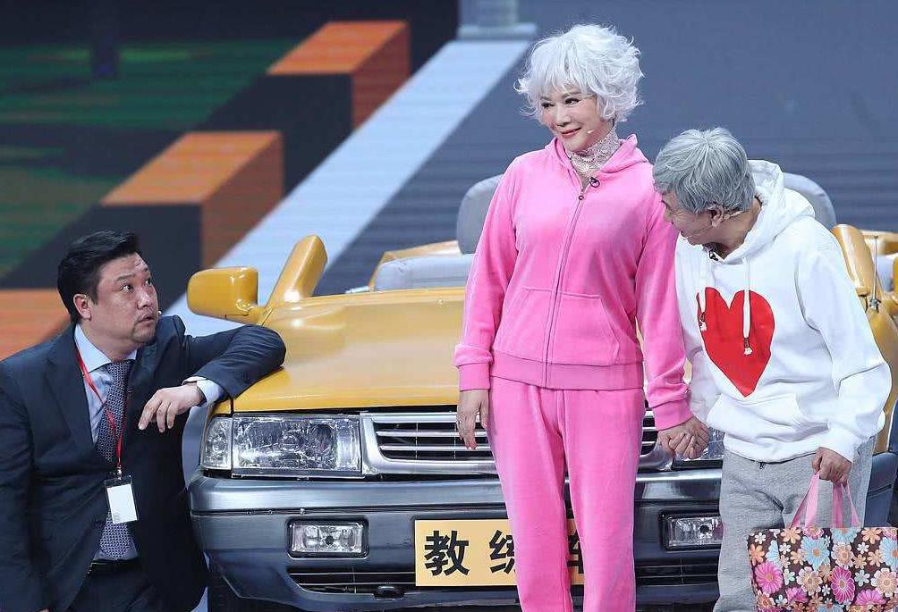 从"小品女王"到"销声匿迹",蔡明经历了什么?