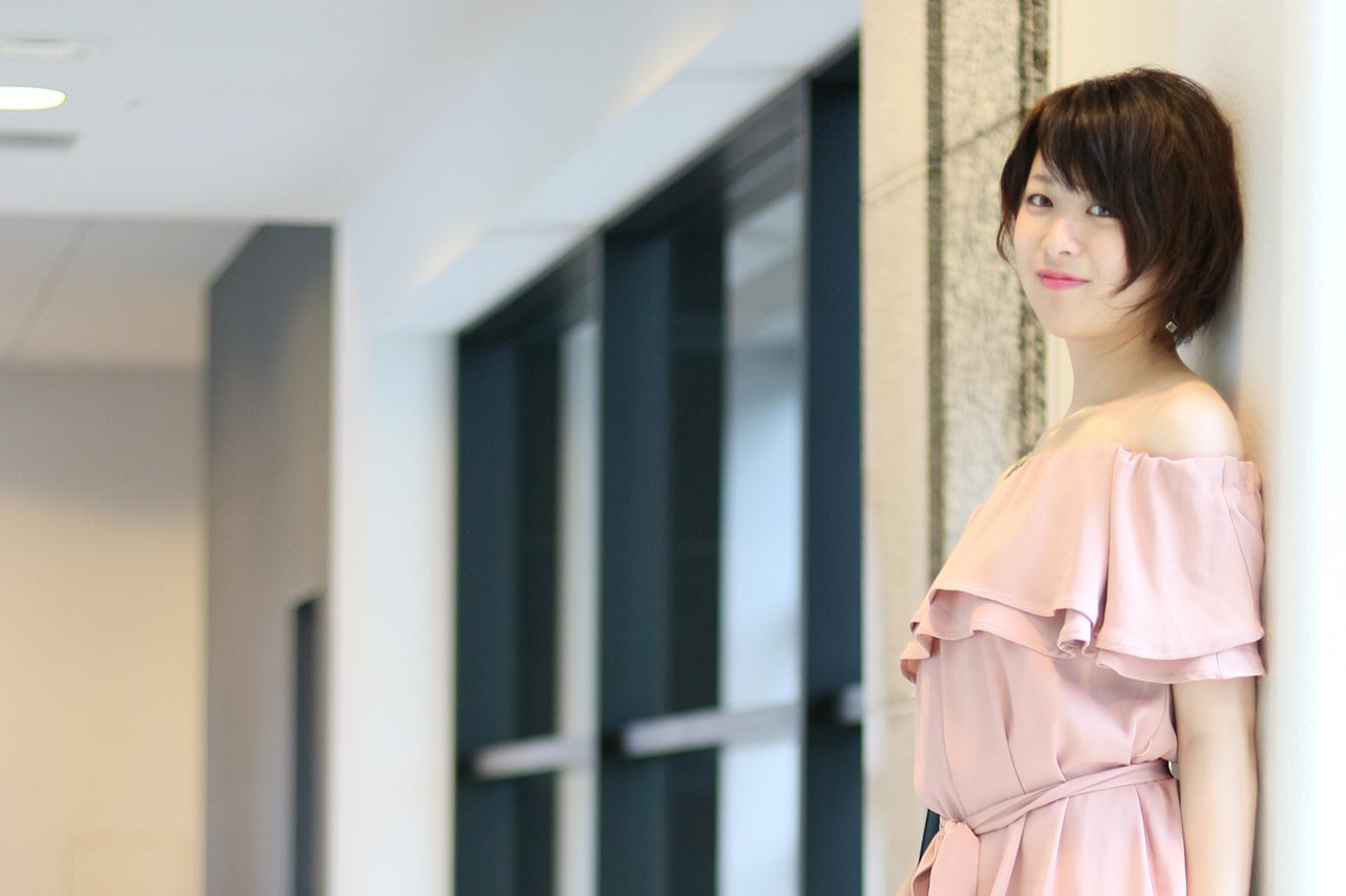 白石麻衣:岛国娱乐界的新璀璨之星 白石麻衣,这位29岁的岛国女艺人