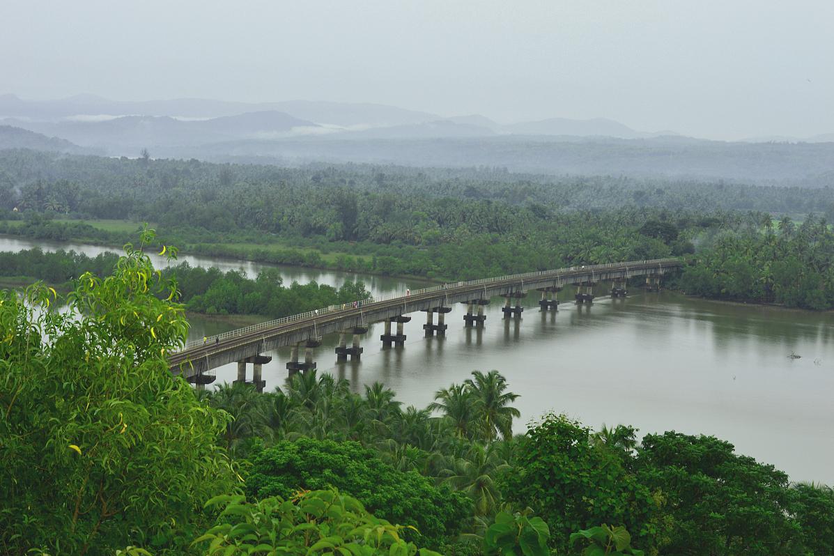湖州西塞山风景区:一览浙北奇山美景!