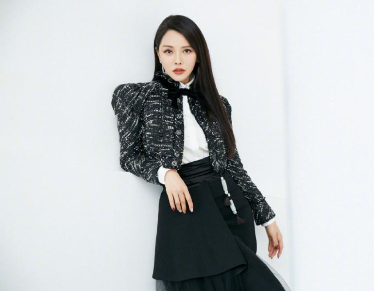 伊能静的演艺之路 伊能静作为台湾演艺圈的才女演员,以其出色的演技