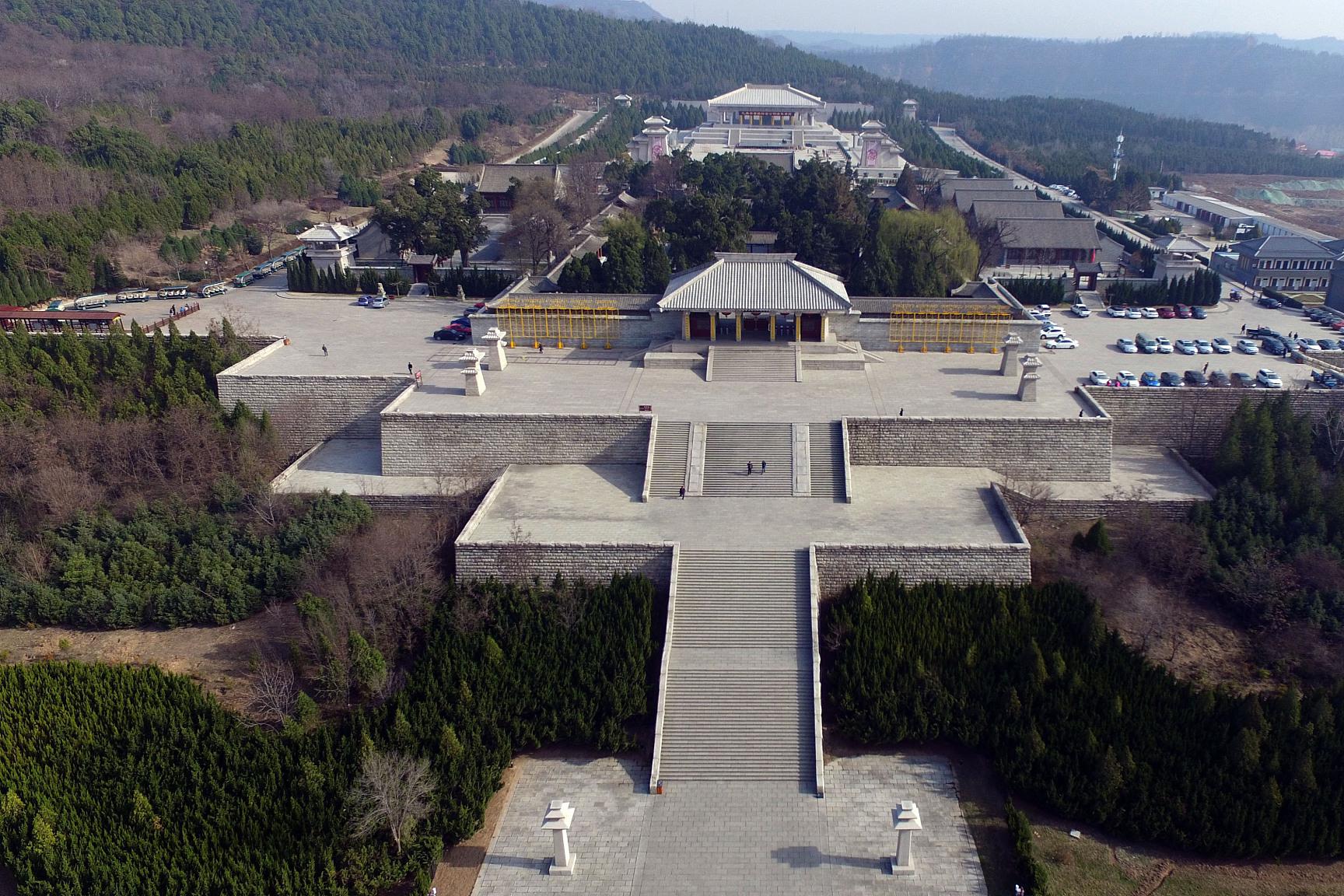 中华之根,华夏儿女祭祀先祖的圣地 黄帝陵,位于陕西省延安市黄陵县