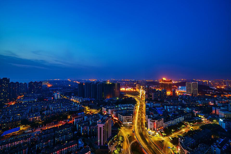 芜湖:历史文化与现代发展的完美结合 芜湖,一个充满历史韵味和人文