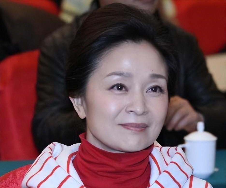 演员刘莉莉:人生起伏中的坚韧与热爱 演员刘莉莉的人生经历可谓丰富