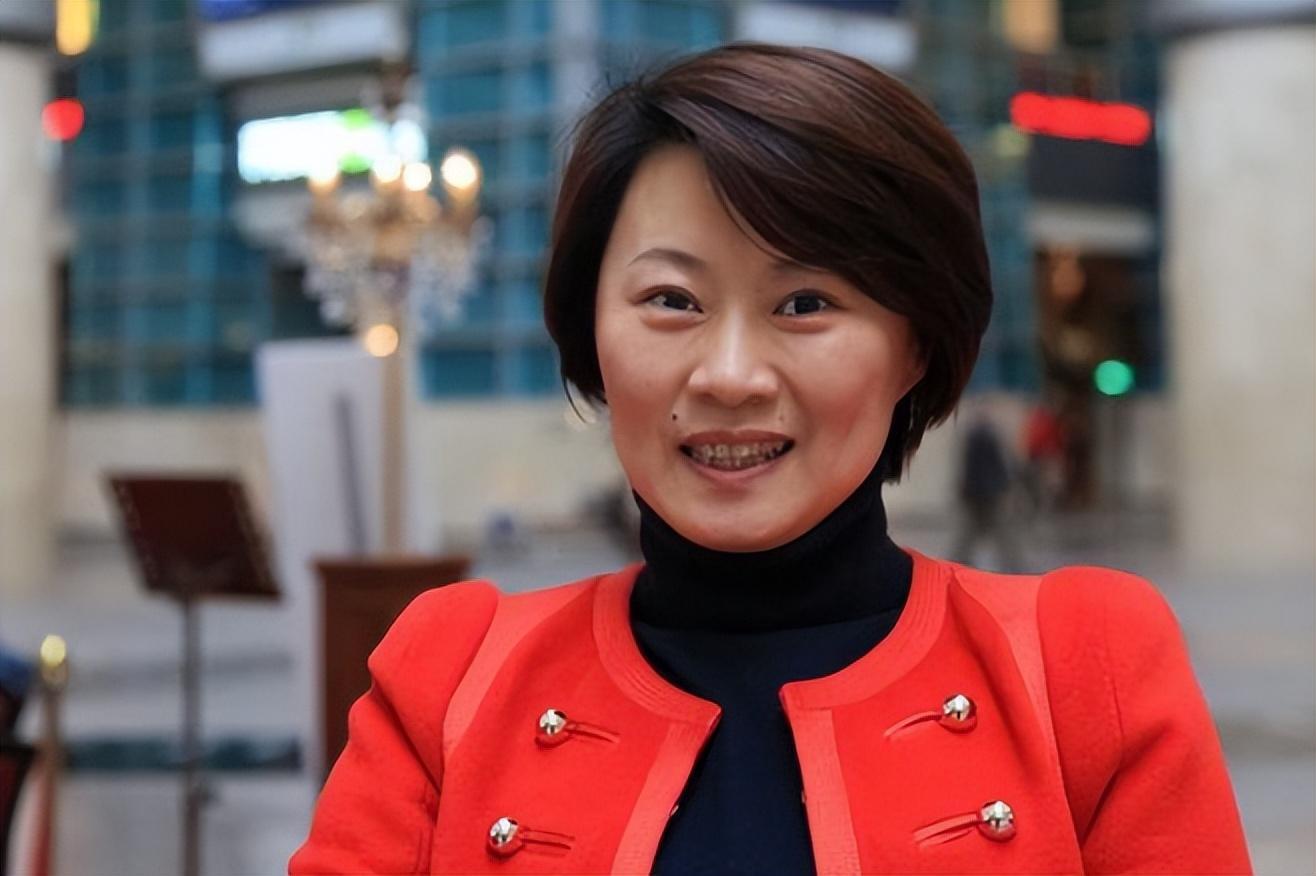 赵海燕:从二人转演员到大学副教授的璀璨人生 赵海燕,这个名字可能