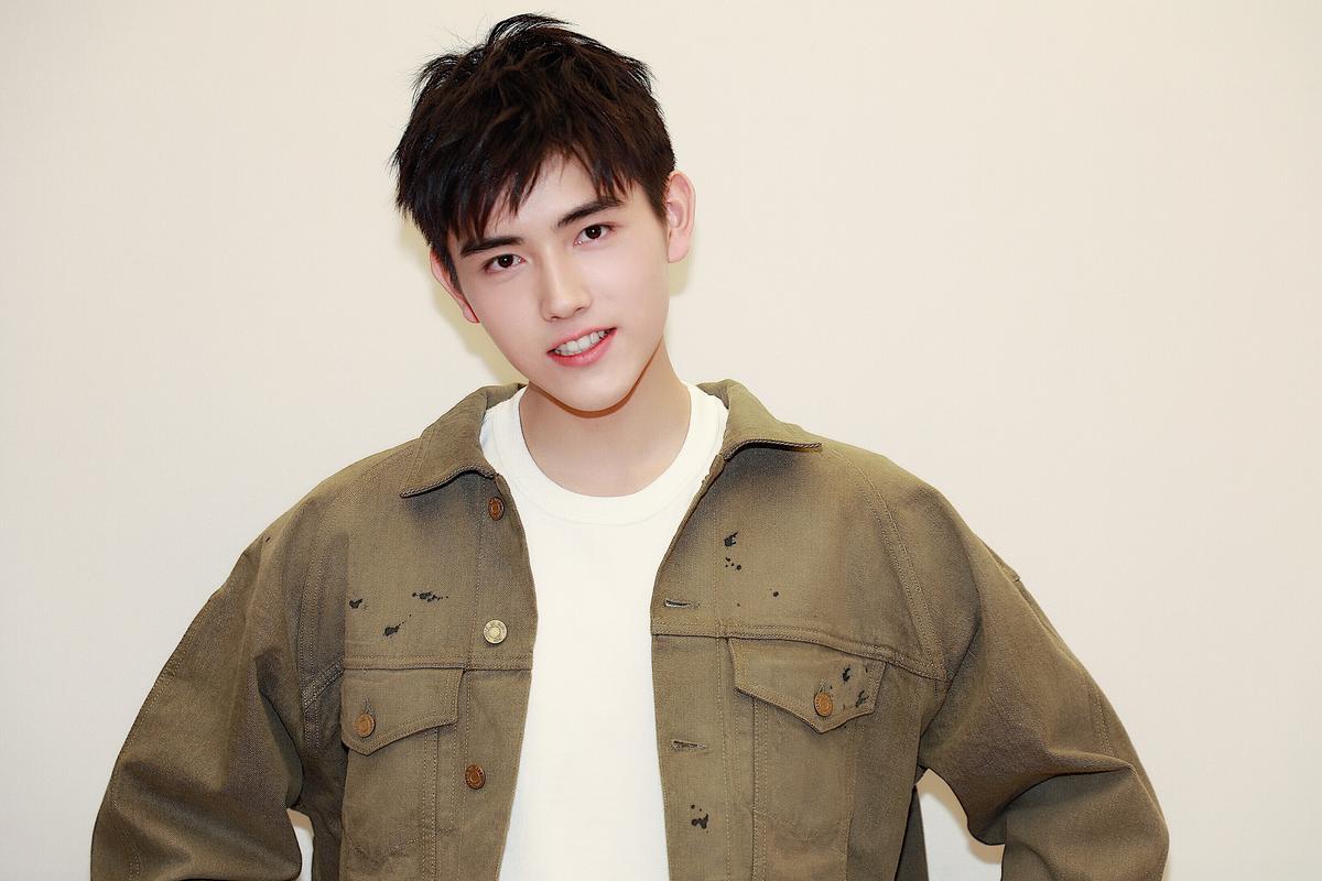 00后影帝崭露头角:易烊千玺领衔,多位新星竞争激烈 近期,00后男演员在