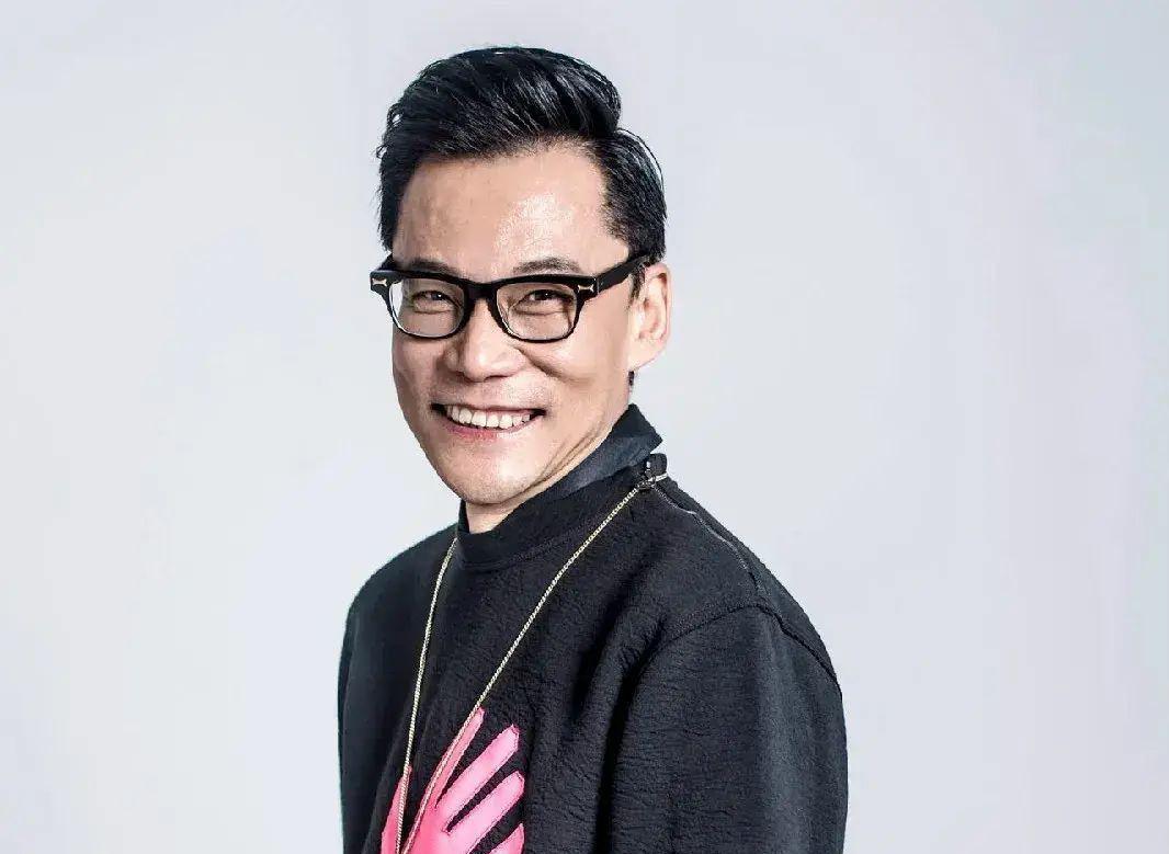 李国庆离婚:婚姻与创业的交织 当当网创始人李国庆宣布离婚成功,结束