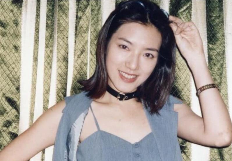 她满族后裔擅演美女,被封最丑穆念慈 关宝慧,满族瓜尔佳氏之一,香港