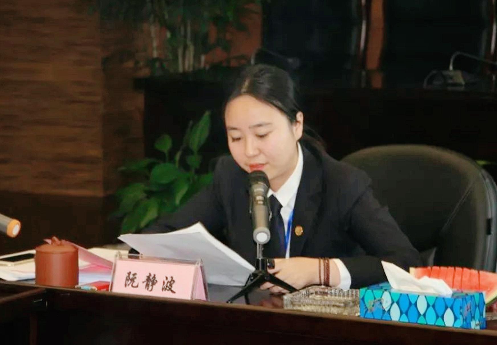 85后的阮静波,身为浙江闰土股份有限公司的年轻女董事长,用她的智慧与