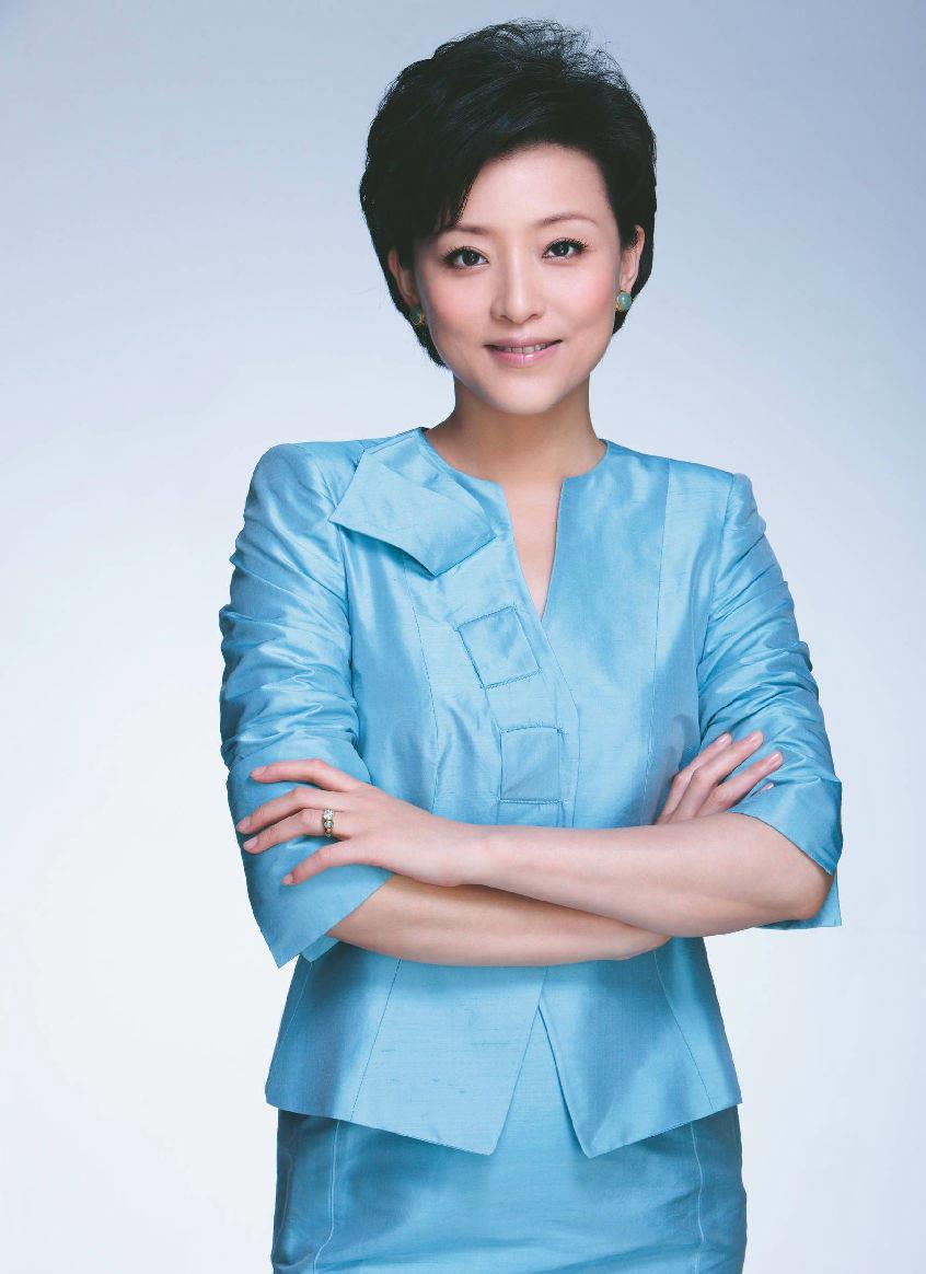 杨澜儿子:才华横溢 杨澜的儿子目前已经23岁了,他受到了良好的教育