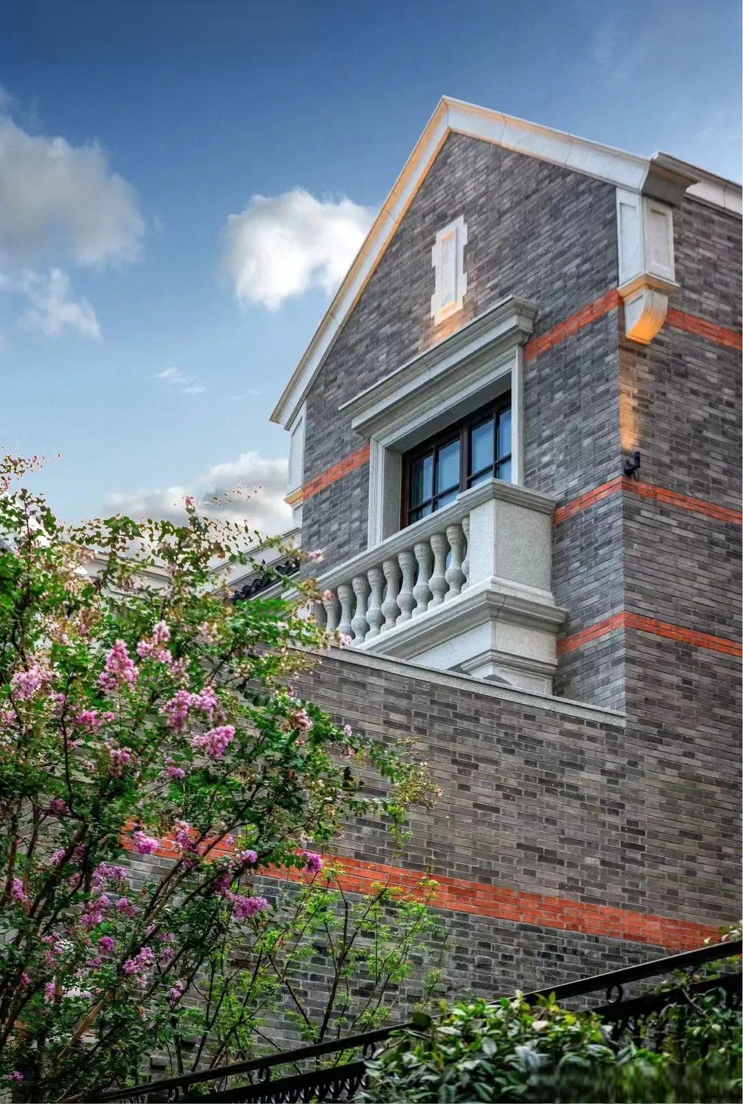 弘安里:上海风貌别墅的新篇章 上海风貌别墅尚未正式入市,但已经引发