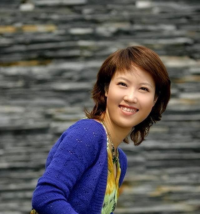 任良韵:安徽卫视春晚的冷静掌舵者 任良韵,安徽卫视的当家花旦,连续6