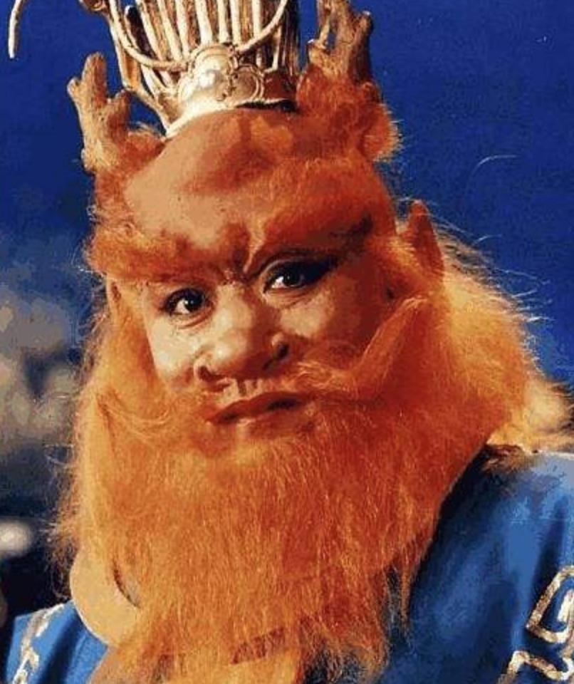 大闹东海宫是谁 东海龙王是个好演员,被众多故事邀请加入,情商比较高