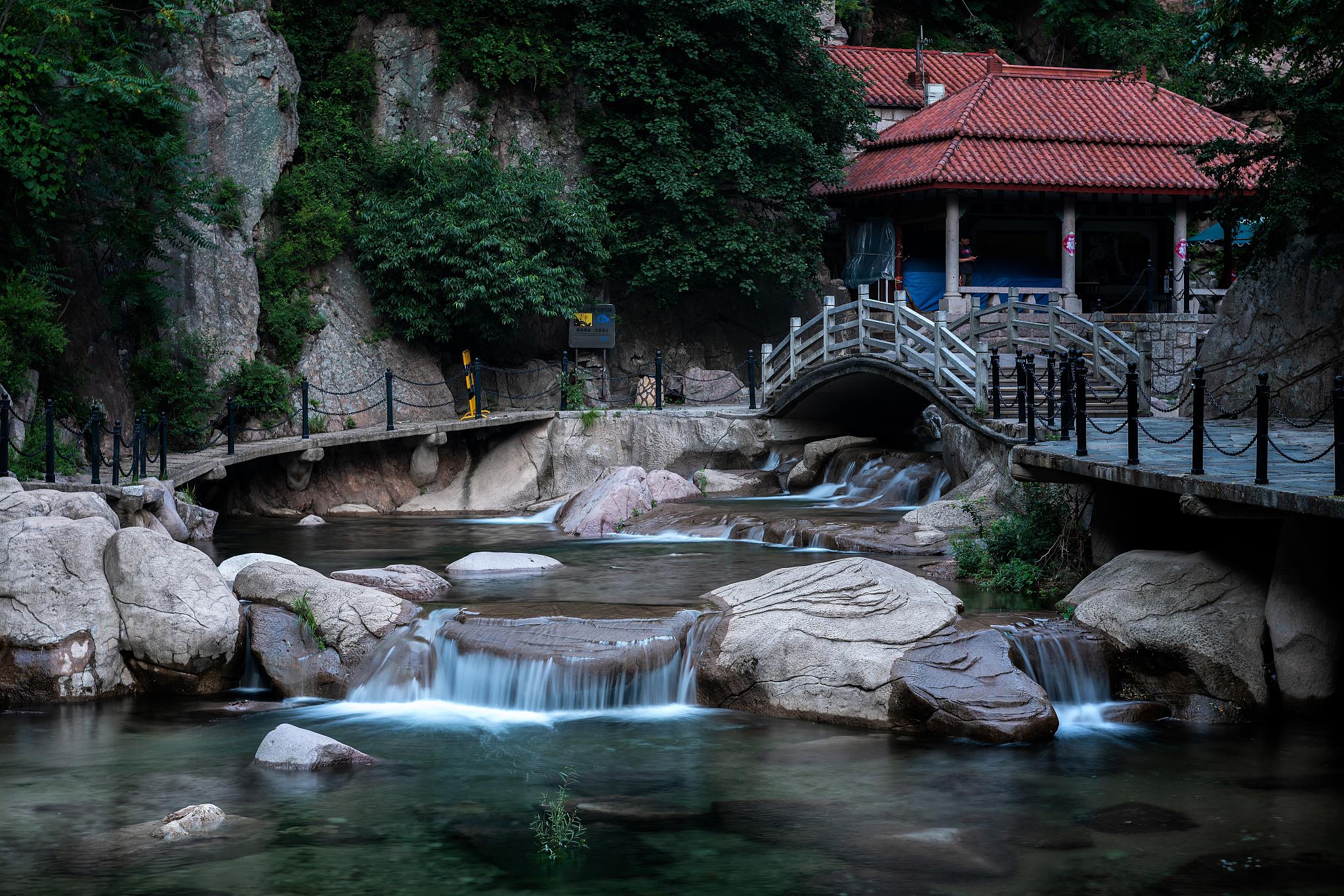 明水景区:济南市章丘区的璀璨明珠 明水景区位于济南市章丘区,是济南